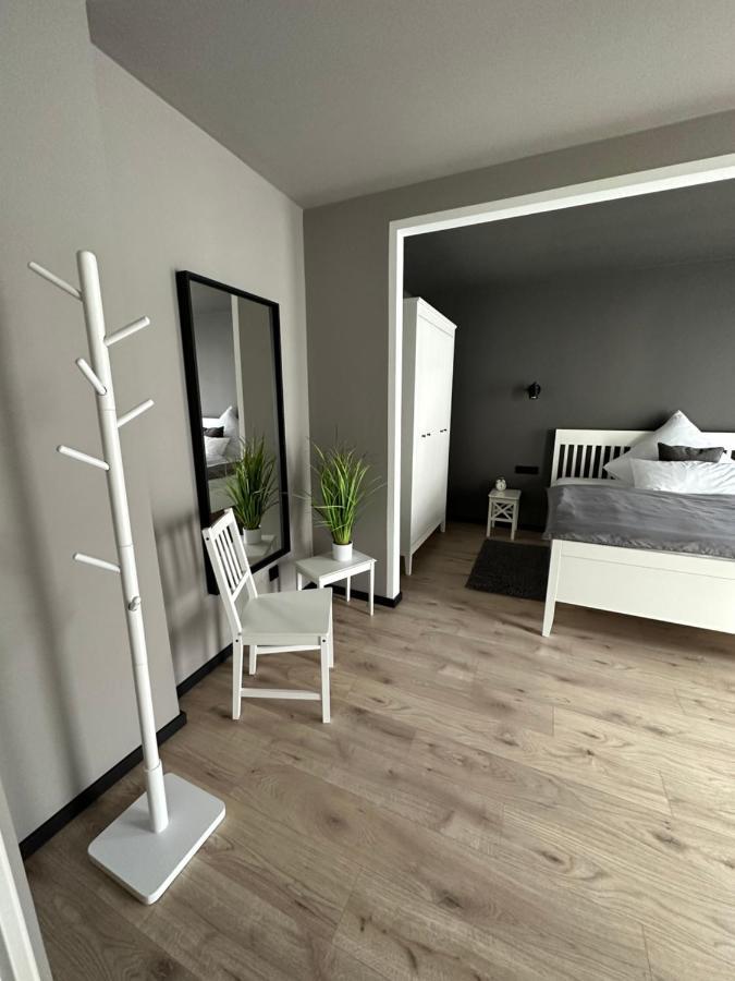 Remise-Berlin-Gruenau Your Cozy And Comfortable Home To Stay For Up To 6 People Between Mueggelsee And Berlin City المظهر الخارجي الصورة